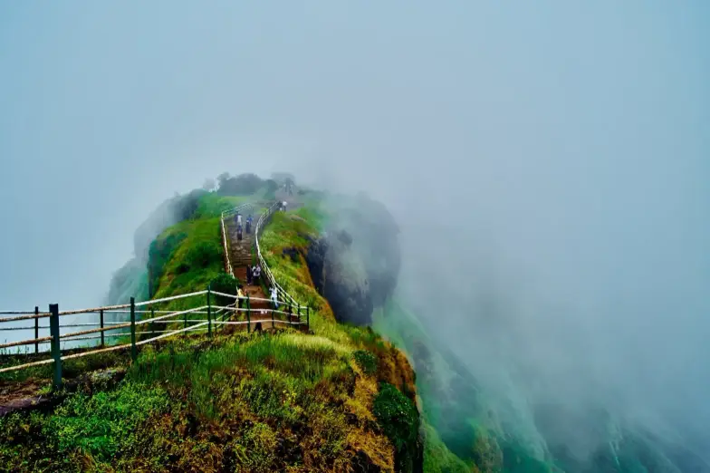 Mumbai to Mahabaleshwar Cab Service - Hill Station Getaway with Scenic Views